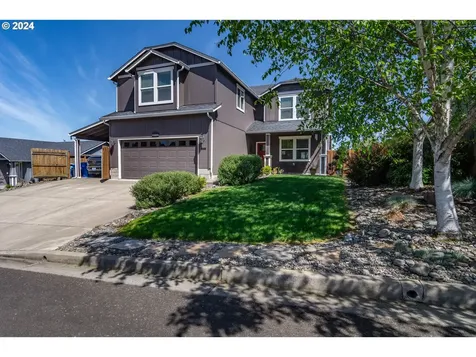 754 Callahan Drive Roseburg OR 97471