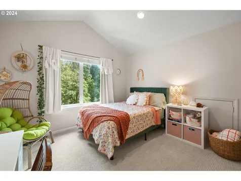2534 NW Rhodes Lane Portland OR 97229