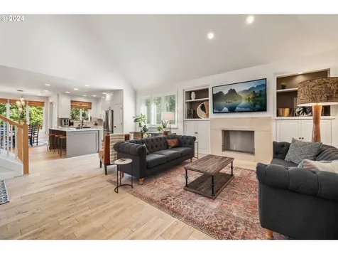 2534 NW Rhodes Lane Portland OR 97229