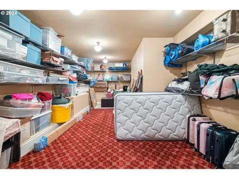 2534 NW Rhodes Lane Portland OR 97229