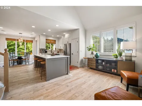 2534 NW Rhodes Lane Portland OR 97229