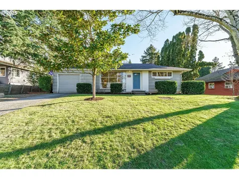6312 SW 50th Avenue Portland OR 97221