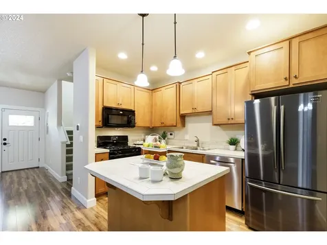 14213 Russ Wilcox Way Oregon City OR 97045