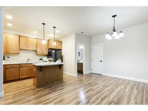 14213 Russ Wilcox Way Oregon City OR 97045