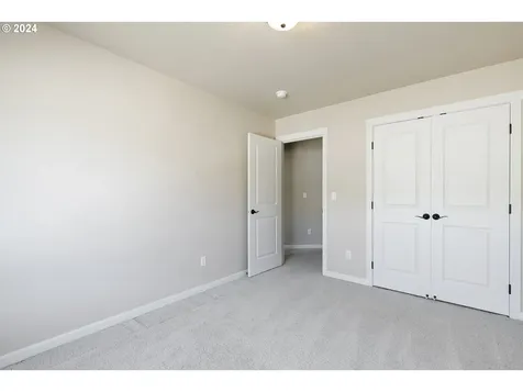 14213 Russ Wilcox Way Oregon City OR 97045