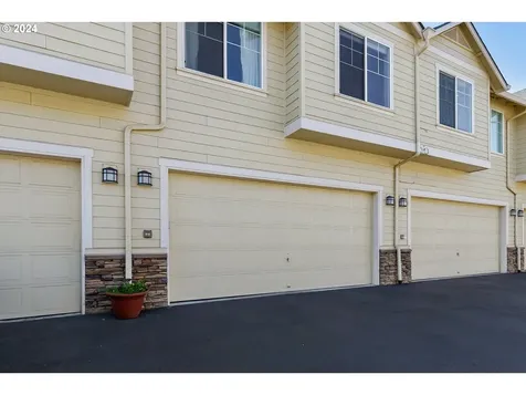 14213 Russ Wilcox Way Oregon City OR 97045