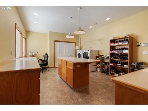 21006 Ne 37th Avenue Ridgefield WA 98642