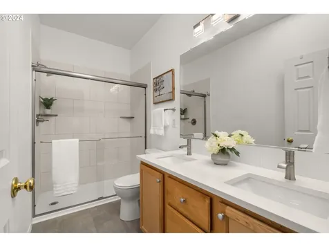 20263 Canterwood Court Oregon City OR 97045