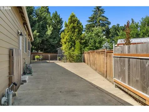 20263 Canterwood Court Oregon City OR 97045