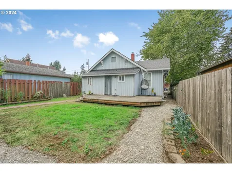 6424 SE 84th Place Portland OR 97266