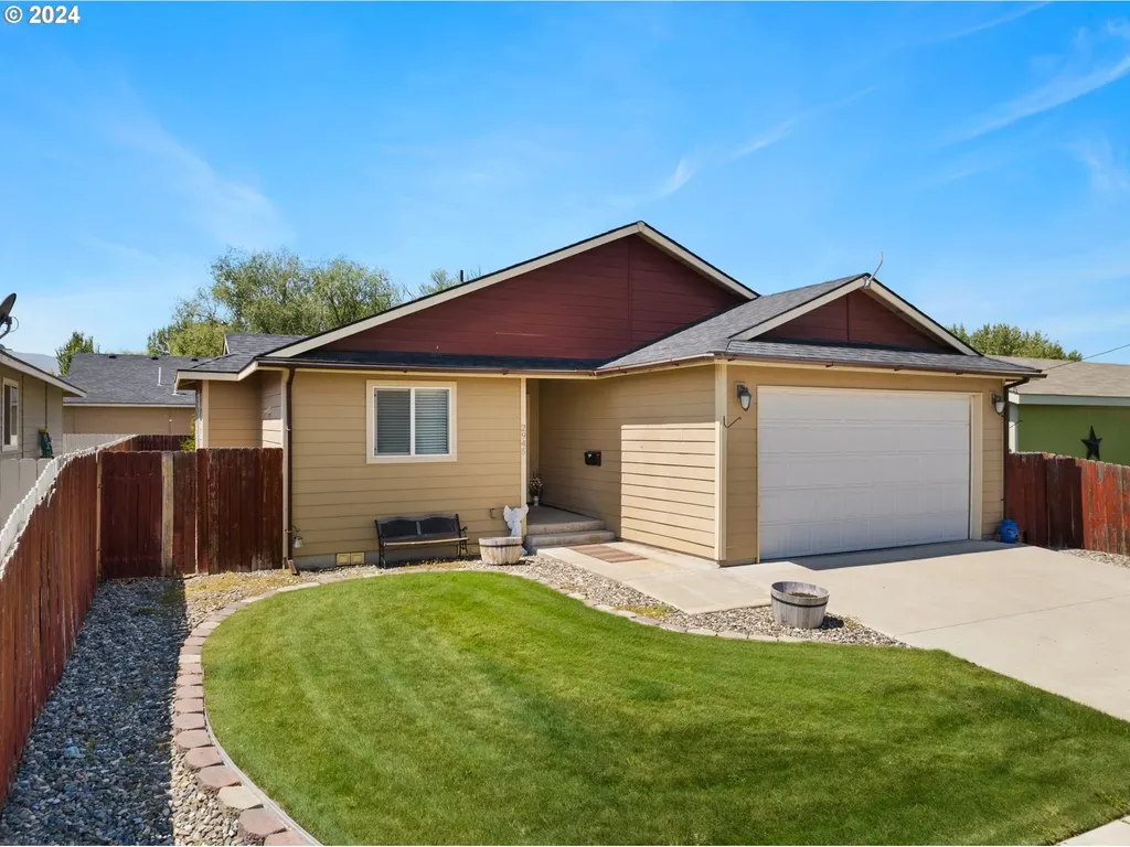 2945 Walnut Street Baker City OR 97814