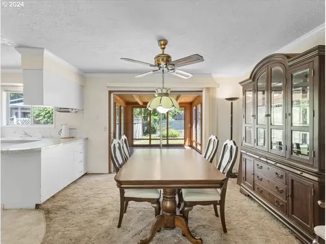 18308 Pilkington Road Lake Oswego OR 97035