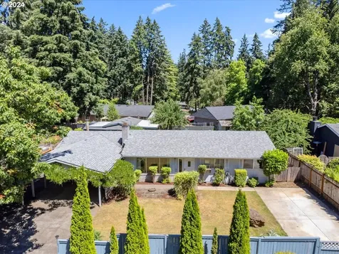 18308 Pilkington Road Lake Oswego OR 97035