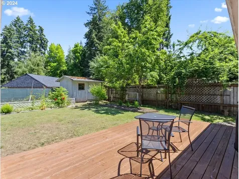 18308 Pilkington Road Lake Oswego OR 97035