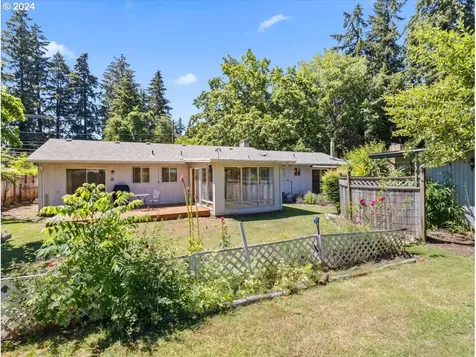 18308 Pilkington Road Lake Oswego OR 97035