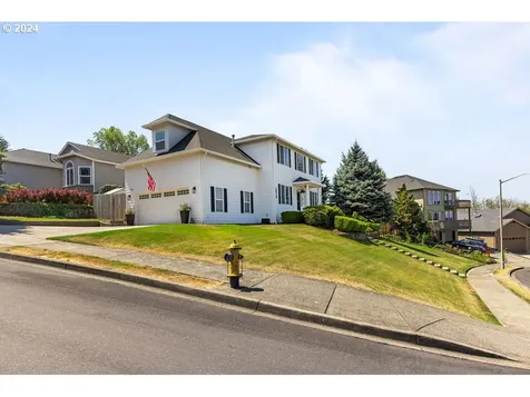 3918 NW 17th Avenue Camas WA 98607