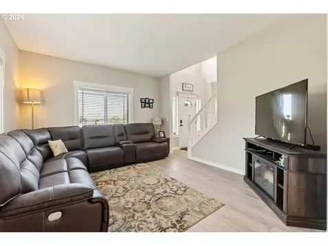 3918 NW 17th Avenue Camas WA 98607