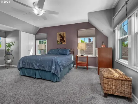 6815 Se 21st Avenue Portland OR 97202