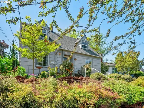 6815 Se 21st Avenue Portland OR 97202