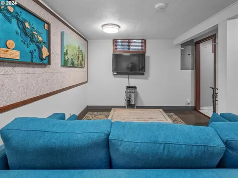 6815 Se 21st Avenue Portland OR 97202