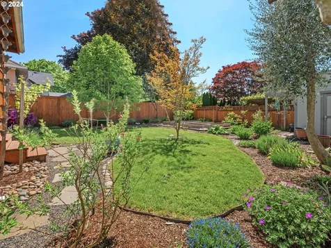 6815 Se 21st Avenue Portland OR 97202