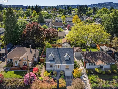 6815 Se 21st Avenue Portland OR 97202