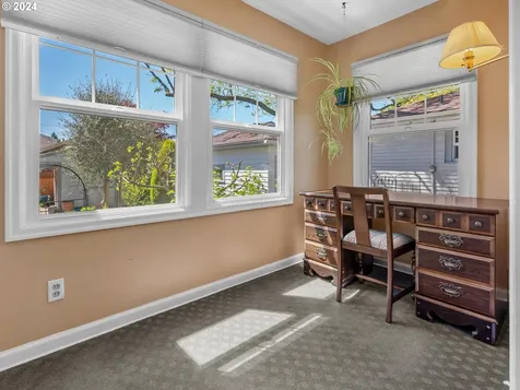 6815 Se 21st Avenue Portland OR 97202