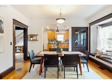 6846 Ne Mallory Avenue Portland OR 97211