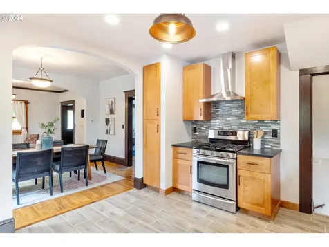 6846 Ne Mallory Avenue Portland OR 97211