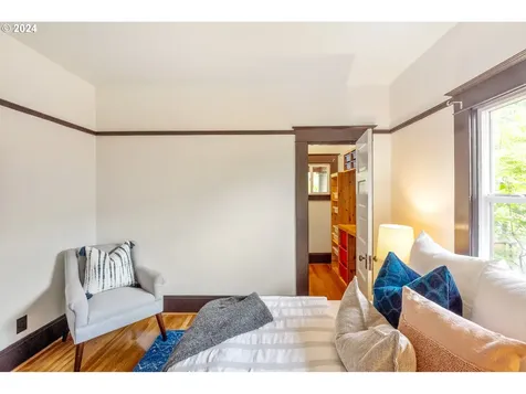 6846 Ne Mallory Avenue Portland OR 97211