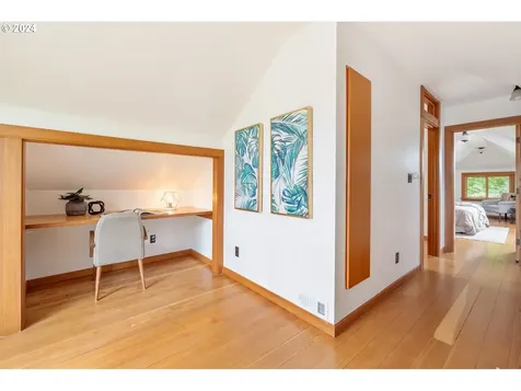 6846 Ne Mallory Avenue Portland OR 97211