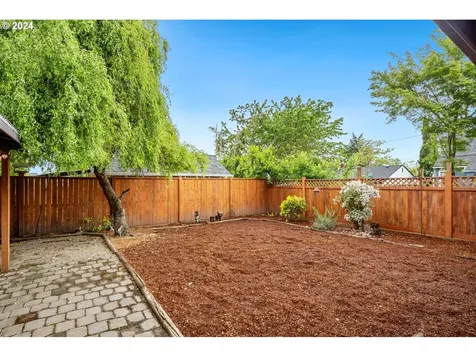 6846 Ne Mallory Avenue Portland OR 97211