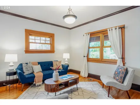 6846 Ne Mallory Avenue Portland OR 97211