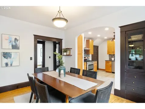6846 Ne Mallory Avenue Portland OR 97211