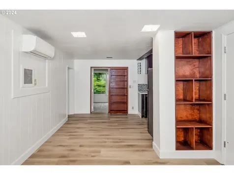 6920 SW 2nd Avenue Portland OR 97219