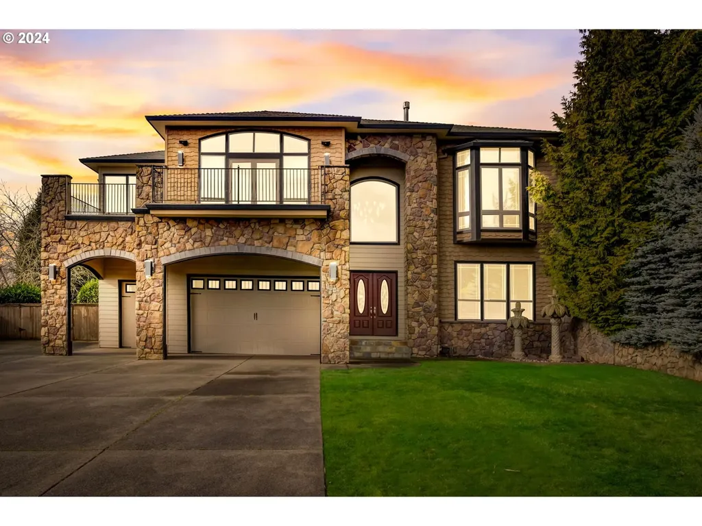 1998 E Heitman Circle La Center WA 98629