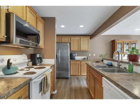 3720 NE Spring Meadow Court Mcminnville OR 97128