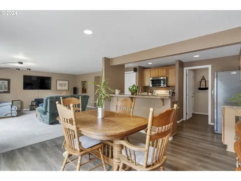 3720 NE Spring Meadow Court Mcminnville OR 97128