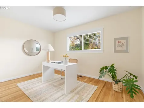 4710 SW 47th Avenue Portland OR 97221