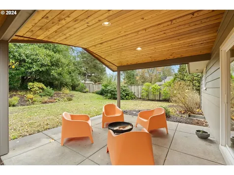 4710 SW 47th Avenue Portland OR 97221