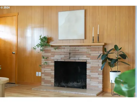4710 SW 47th Avenue Portland OR 97221