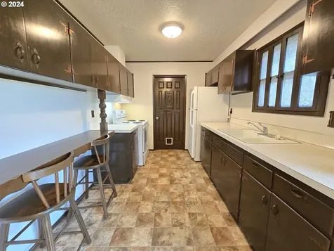 333 NE 197th Avenue Portland OR 97230