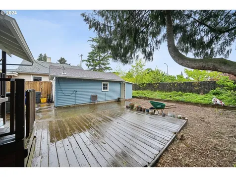5709 Se Lafayette Street Portland OR 97206