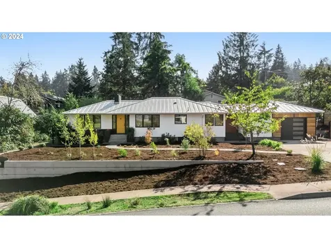 580 Crest Drive Eugene OR 97405
