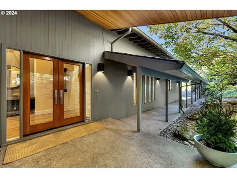 6690 SW Gable Parkway Portland OR 97225