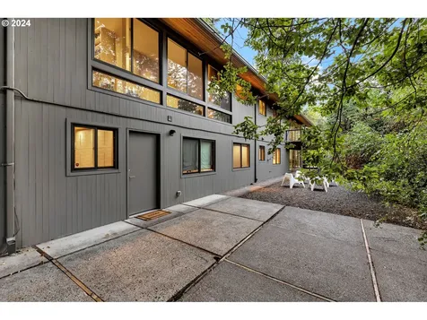 6690 SW Gable Parkway Portland OR 97225