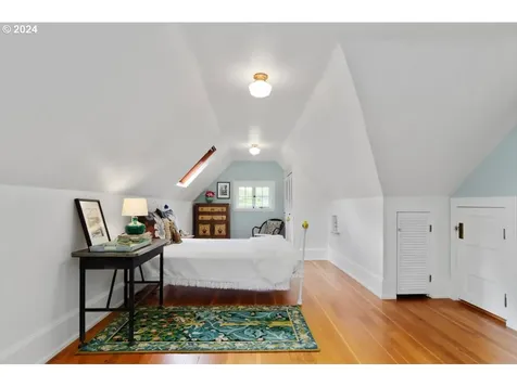 2148 Sw Edgewood Road Portland OR 97201