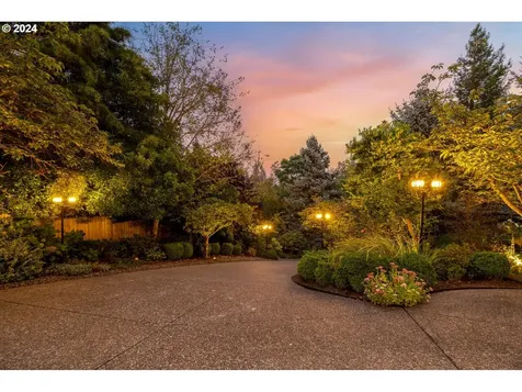 2881 Beacon Hill Drive West Linn OR 97068