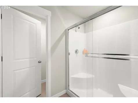8716 N 5th Street Ridgefield WA 98642