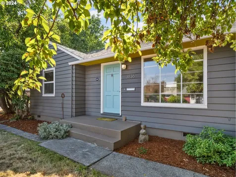 3836 Ne Emerson Street Portland OR 97211